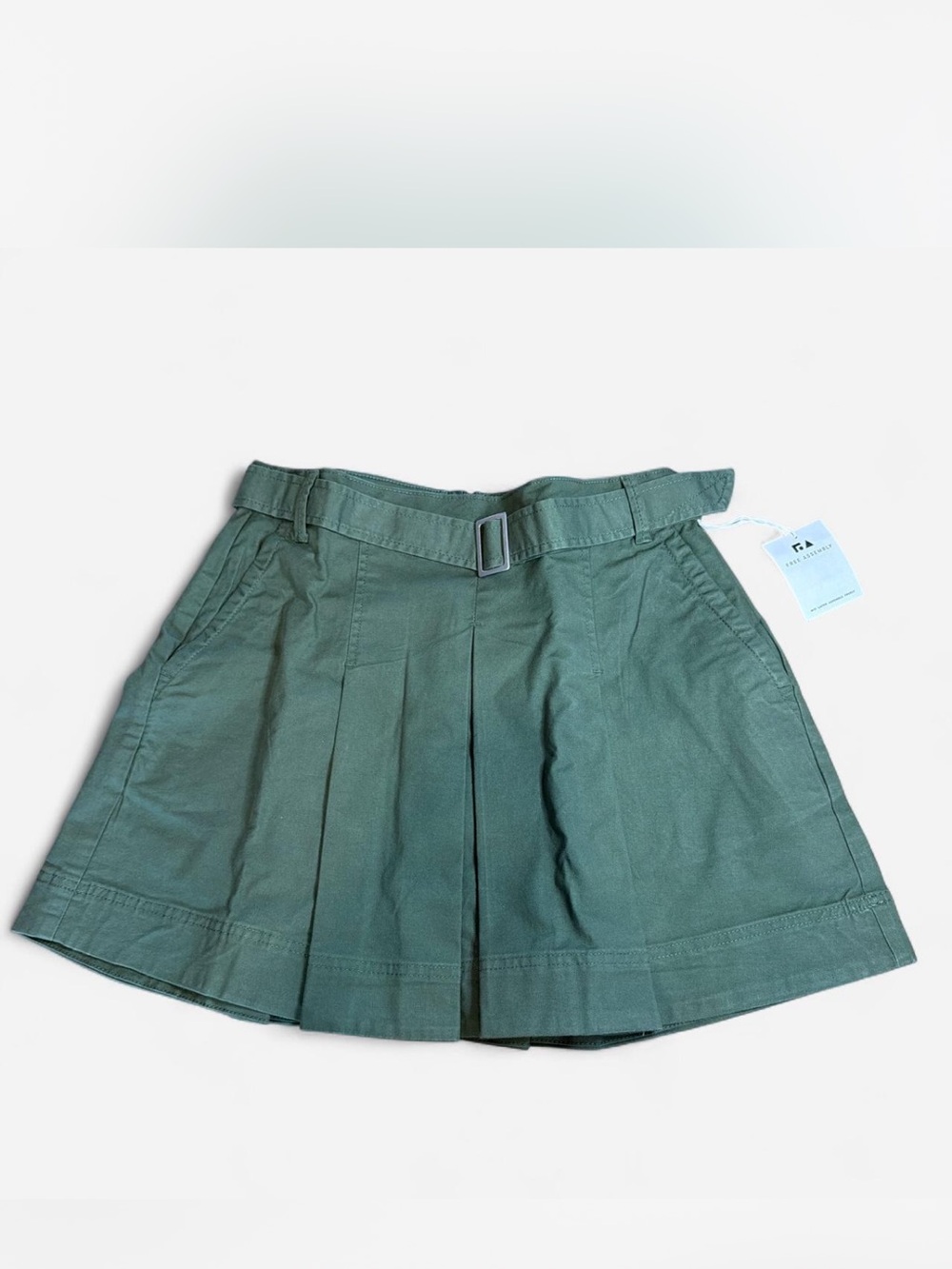 Free Assembly Size 2 Pleated Skirt - NWT